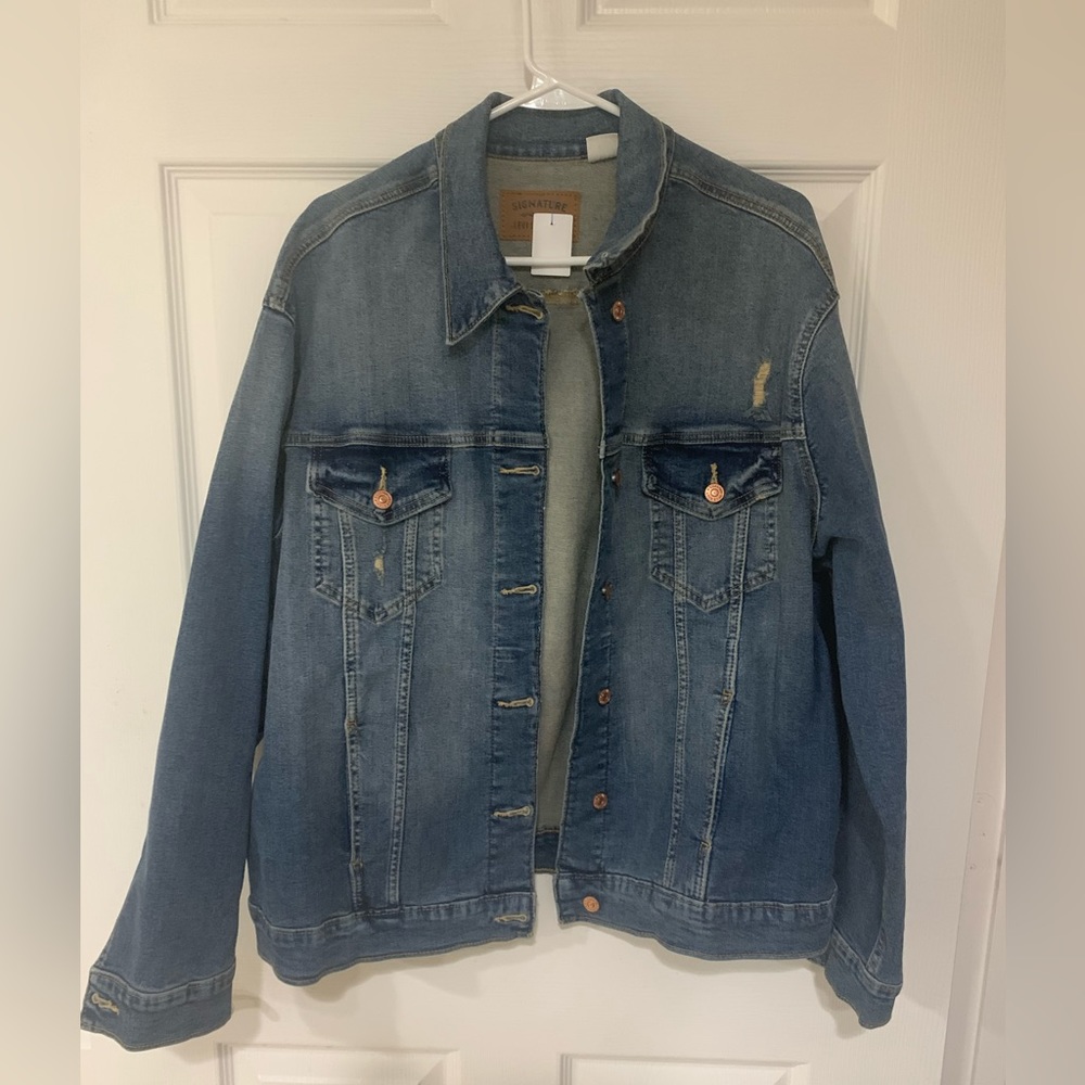 Levi’s Signature Distressed Boho Women’s Jean Jacket Size XL